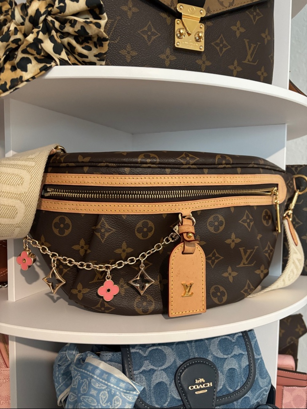 Louis Vuitton High Rise Bum Bag 💼